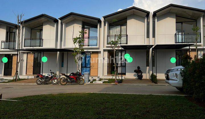 Rumah baru siap huni di cluster uptown south, waterfront Lippo Cikarang 2