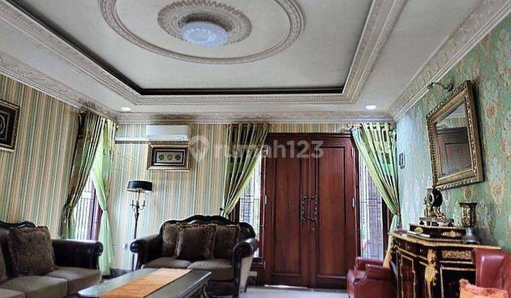 Rumah Cantik dan Mewah Full Furnish Di Hook Graha Raya 1