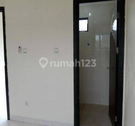 Rumah Murah Hook 2 Lt di Graha Raya 2