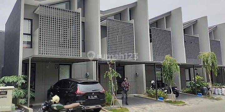 Rumah full furnished Grand wisata cluster O2 1