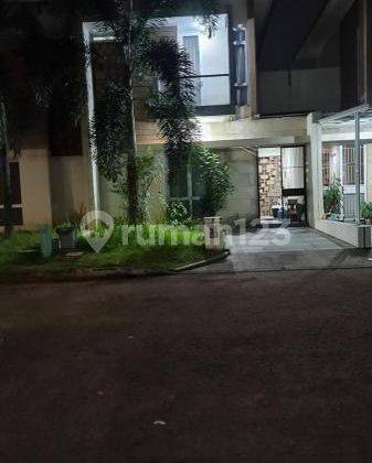 Rumah cantik siap huni di Grand wisata Cluster cherry ville 1