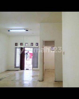 Di Jual Rumah 2 Lantai Jalan Cempaka Putih Tengah 2