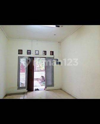 Di Jual Rumah 2 Lantai Jalan Cempaka Putih Tengah 1