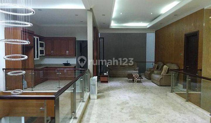 Rumah 2 Lantai Bagus Semi Furnished Sertifikat Hak Milik Di Tembuni, Bekasi 2