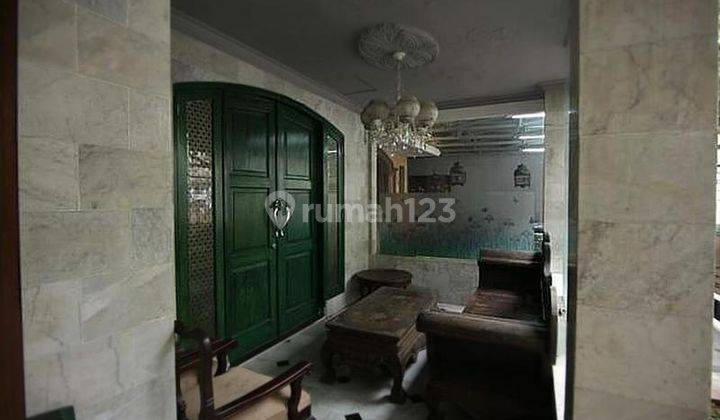 Rumah 2 Lantai Bagus Semi Furnished Sertifikat Hak Milik di Dasa V, Jakarta Selatan 2