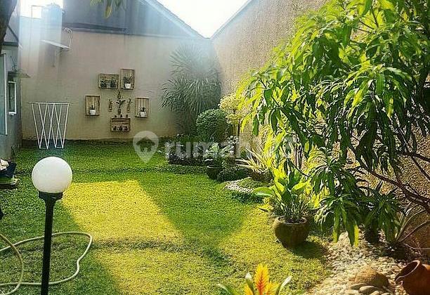 Nice House Unfurnished Freehold Title Bintaro, South Tangerang