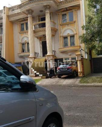 Orchid Boarding House location BSD 27 rooms fully occupied. 2