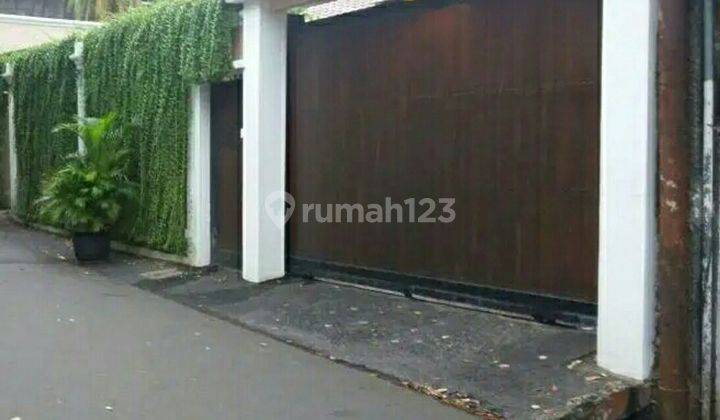 Rumah Bagus Siap Huni Strategis Dekat Ke Kemang 1