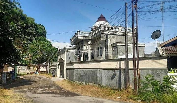 Rumah Luas di Stonen Gajah Mungkur Semarang 1