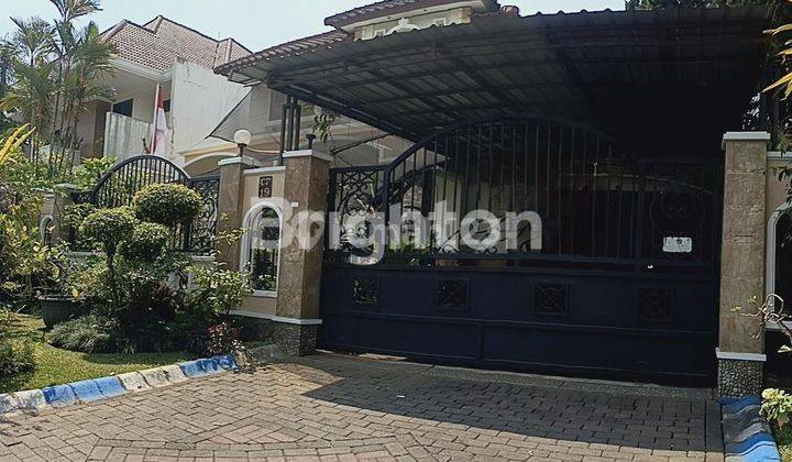 Rumah Mewah di Poros Jalan Utama Boulevard PBI Araya 2