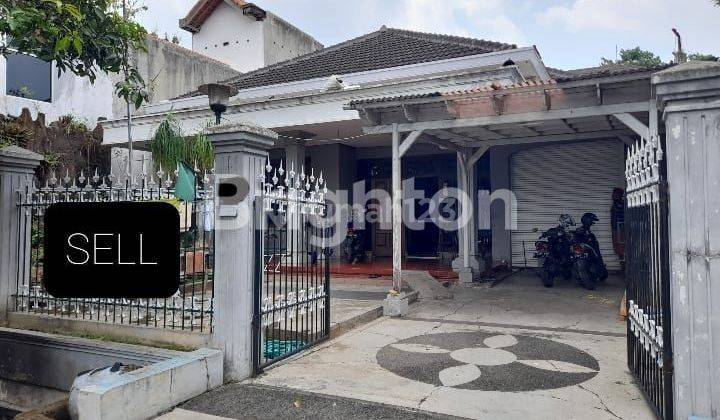 RUMAH DI TENGAH KOTA MALANG 1