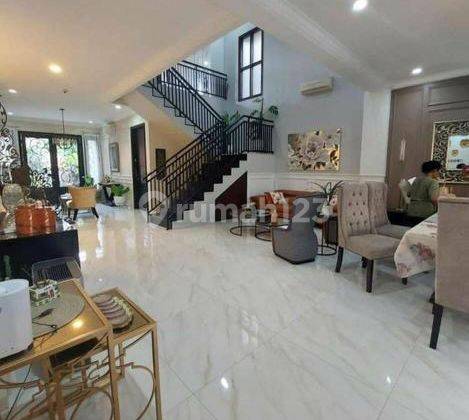 rumah lux di pejaten ada pool 2