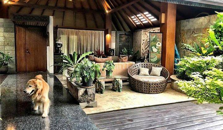 rumah lux style joglo tropical di Patra kuningan 2