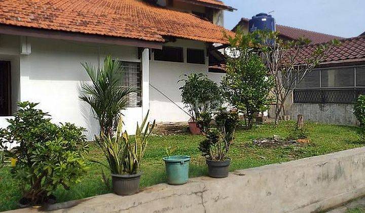 Dijual BU Rumah asri di tengah kota SHM lokasi Tangerang selatan 1