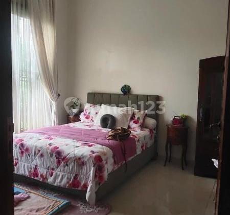 Dijual atau disewakan  Rumah siap huni shm  full Furnished Cinere