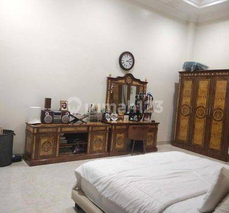 Dijual Cepat Rumah Mewah, Bu Hadap Barat  Semi Furnished Cinere 2