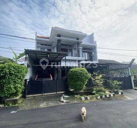 Rumah mewah lokasi strategis di Pamulang 1