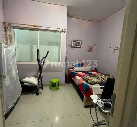 Rumah Di layar PIK Jakarta Utara 4x12/2lt 2