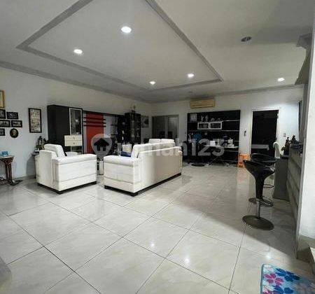 Rumah di Florence PIK Jakarta Utara 1