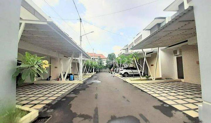 Rumah baru siap huni Jantung kota Jakarta Selatan 1