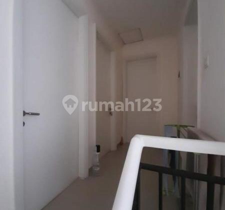 Rumah Murah Siap Huni Jual Cepat Di Lavaletta 2