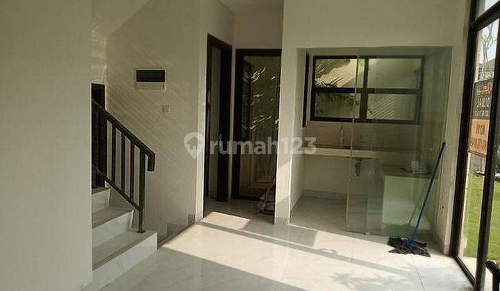 Rumah Siap Huni Di Lavon Cluster Allura Tangerang 1