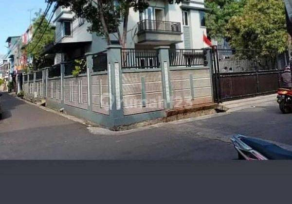 Rumah mewah 2lantai di jembatan Gambang ii. Bandengan Jakarta utara 1