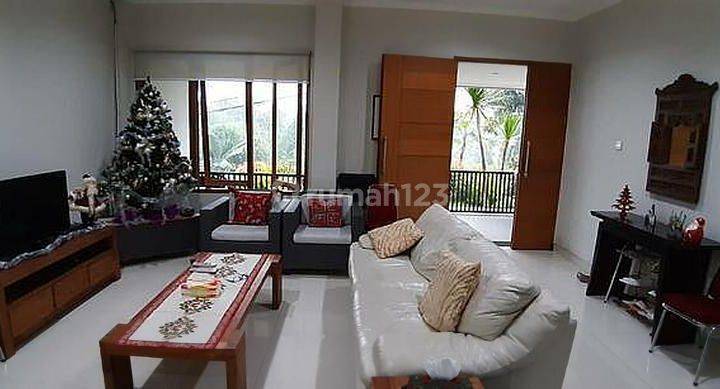 Rumah Villa Hill View Dago Pakar Bandung 2