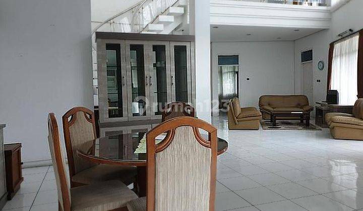 Rumah disewakan di Jalan Cipaganti Jarang ada Harga Oke 2