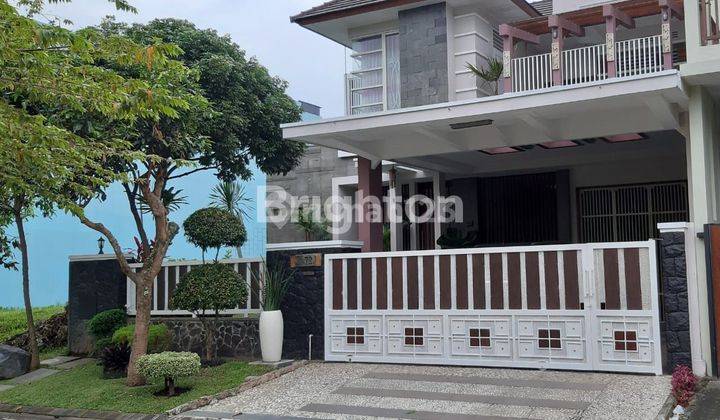 Rumah Mewah Full Furnished di Jalan Raya Golf Araya 1