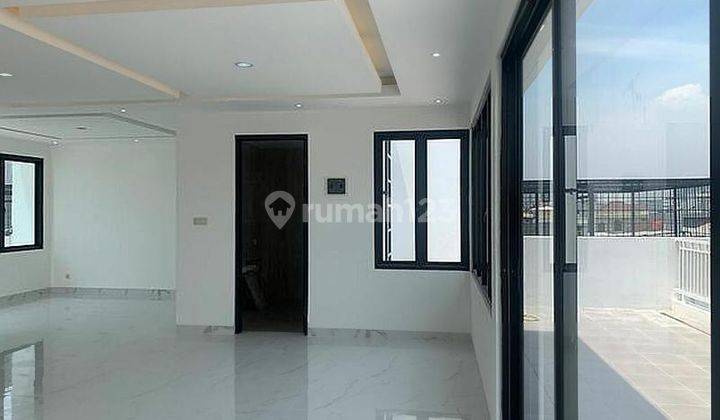 FOR SALE RUMAH PLUIT BARAT BRAND NEW HADAP SELATAN 2