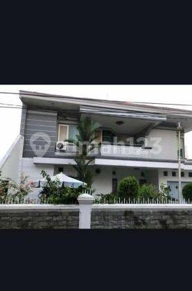 Di jual cepat rumah kereen 2lt ,siap huni bebas banjir. 1