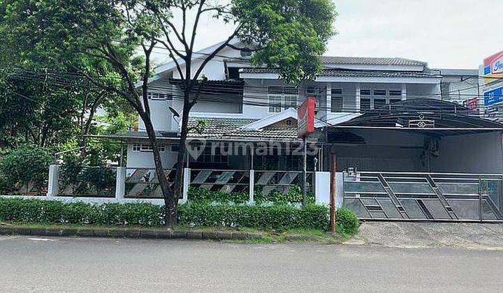 Dj jual rumah luas pinggir jalan ,cocok buat tempat usaha . 1