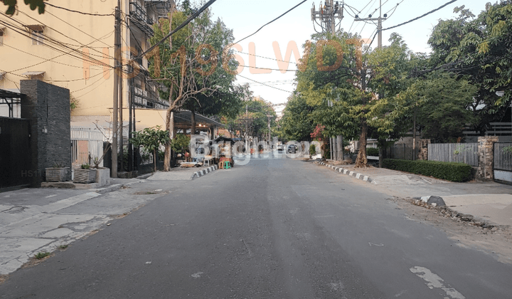 RUMAH PUSAT KOTA SURABAYA COCOK BUAT KANTOR ATAU USAHA, DEKAT RS RKZ, RAYA DARMO 2