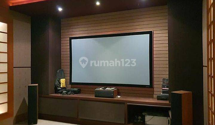 Rumah 3 Lantai Luas 8x20 160m2 Type 4+1KT di Cluster Florence PIK 1 Pantai Indah Kapuk Jakarta Utara 1