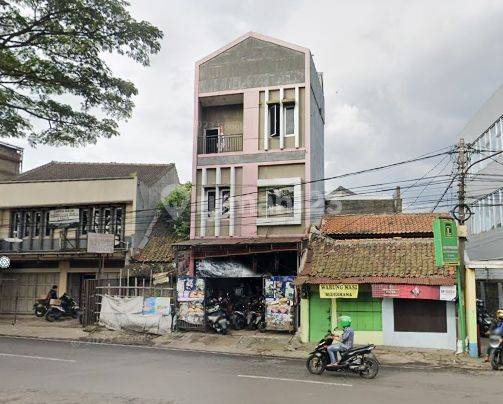 Ruko strategis Main Road di Jl. Jendral Sudirman (cocok untuk berbagai usaha kantor, Cafe, Dll) 1