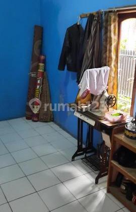 A 200 million rupiah house in an alley in Cimekar, Cileunyi, Bandung. 2