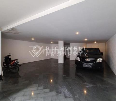 Roofhouse with Pool Design by Atelier Riri @Cilandak 2