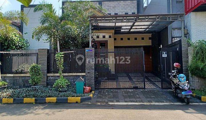 Rumah Luas Bagus Shm Furnished Di Cikunir Jatibening 1