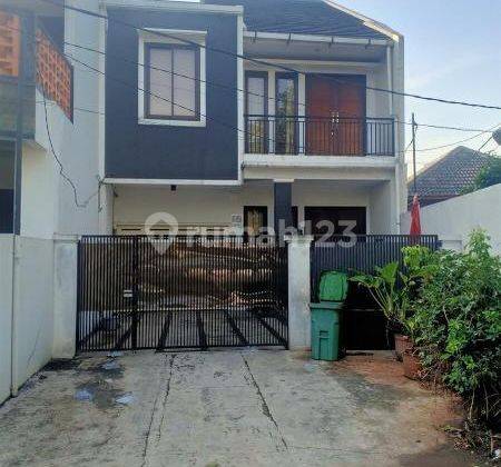 Rumah Full Furnished Dekat Lrt City Dan Toll Becak Kayu  1