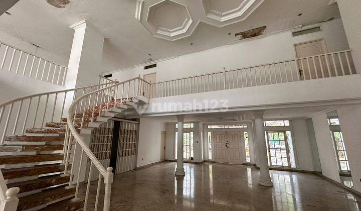 Rumah Classic di Komplek Perumahan Golf Mansion Cilandak Jaksel 2