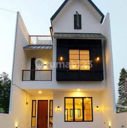 Rumah Type Modern Farmhouse Dalam Cluster 3 Lantai di Jagakarsa 1