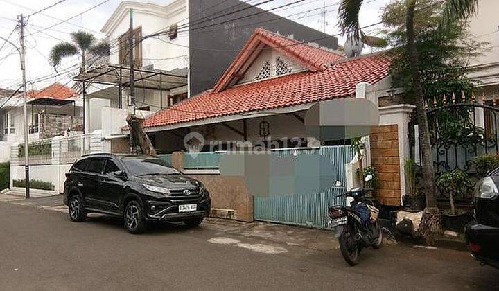 Rumah di Area Kebayoran Baru Jakarta Selatan Dekat Bulungan 1