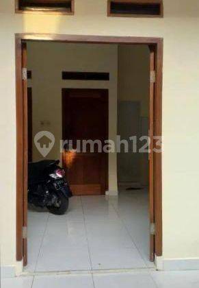 rumah bagus 2 lantai siap huni akses gg motor di batu ampar condet 2