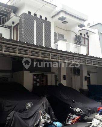 rumah di condet bagus terawat siap huni dlm cluster besar akses 2 mbl jak tim 2