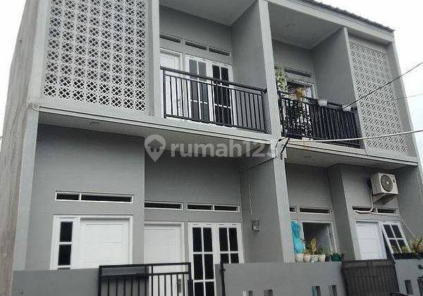 rumah baru 2 lantai akses gg motor mini cluster lokasi strategis di condet, 1