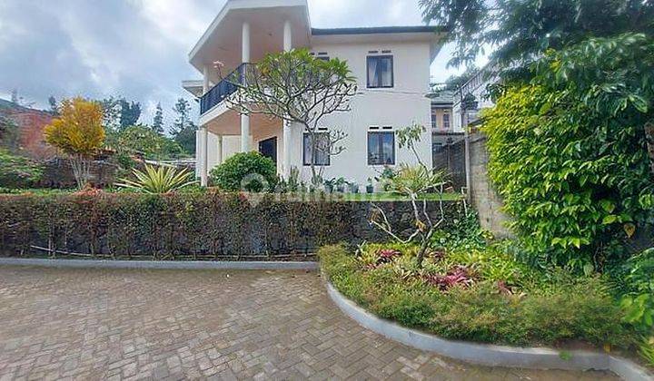 Villa Beserta Isinya Kawasan Taman Safari Bogor Jawa barat 2