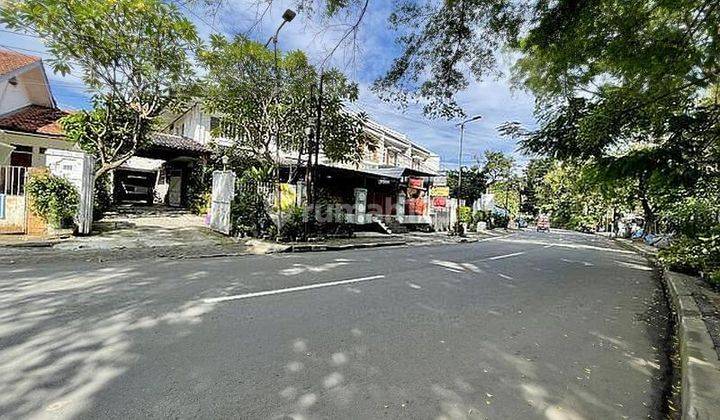 Rumah di Tebet Barat Raya, Jalan Raya Ecopark 2