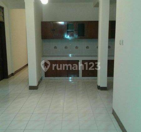 Rumah siap huni di Pondok Indah 1