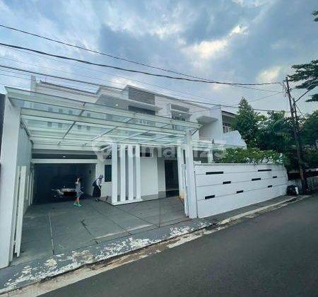 Rumah Bagus Siap Huni Di Cilandak, Hadap Barat, Bebas Banjir 1